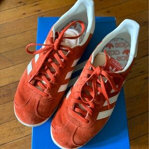 Adidas Gazelle Red Orange - Sz40 - excellent condition